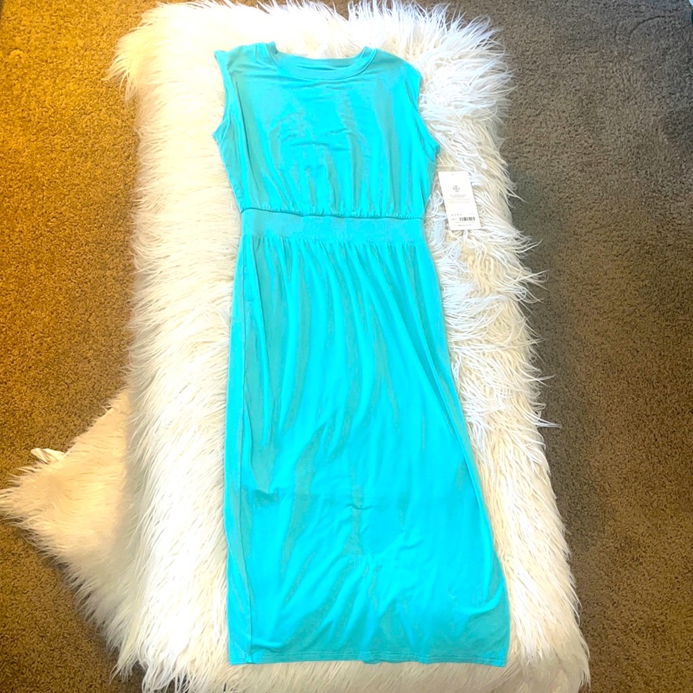 Comfortable to dress up with wedges or casual walk with tennis shoes!